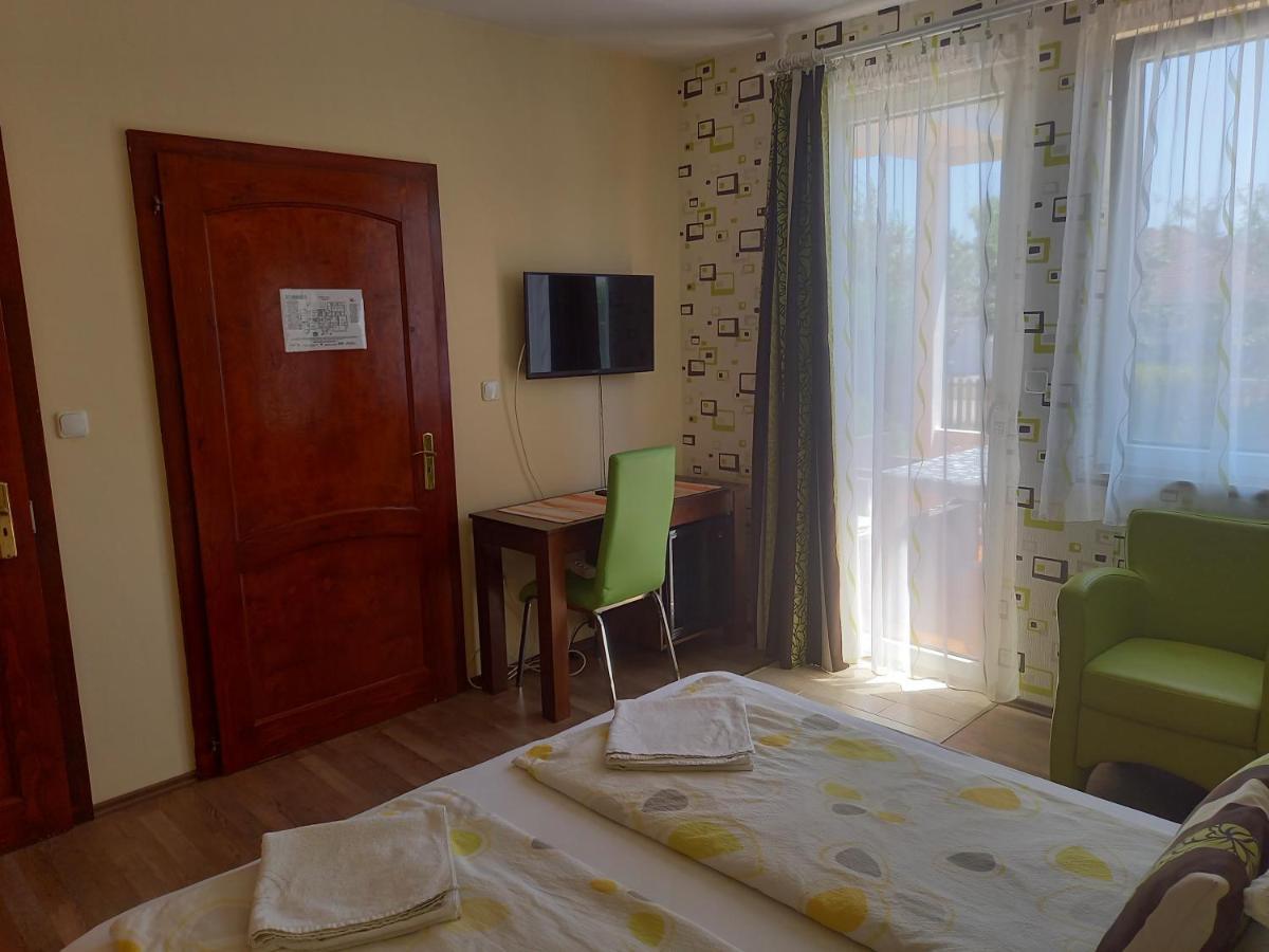 Medea Apartman Бюк Экстерьер фото