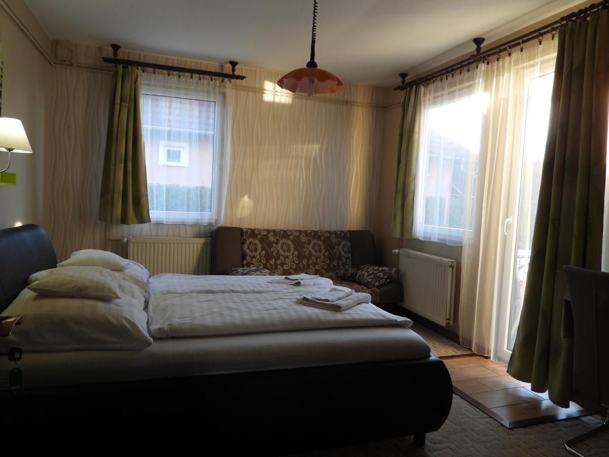 Medea Apartman Бюк Экстерьер фото