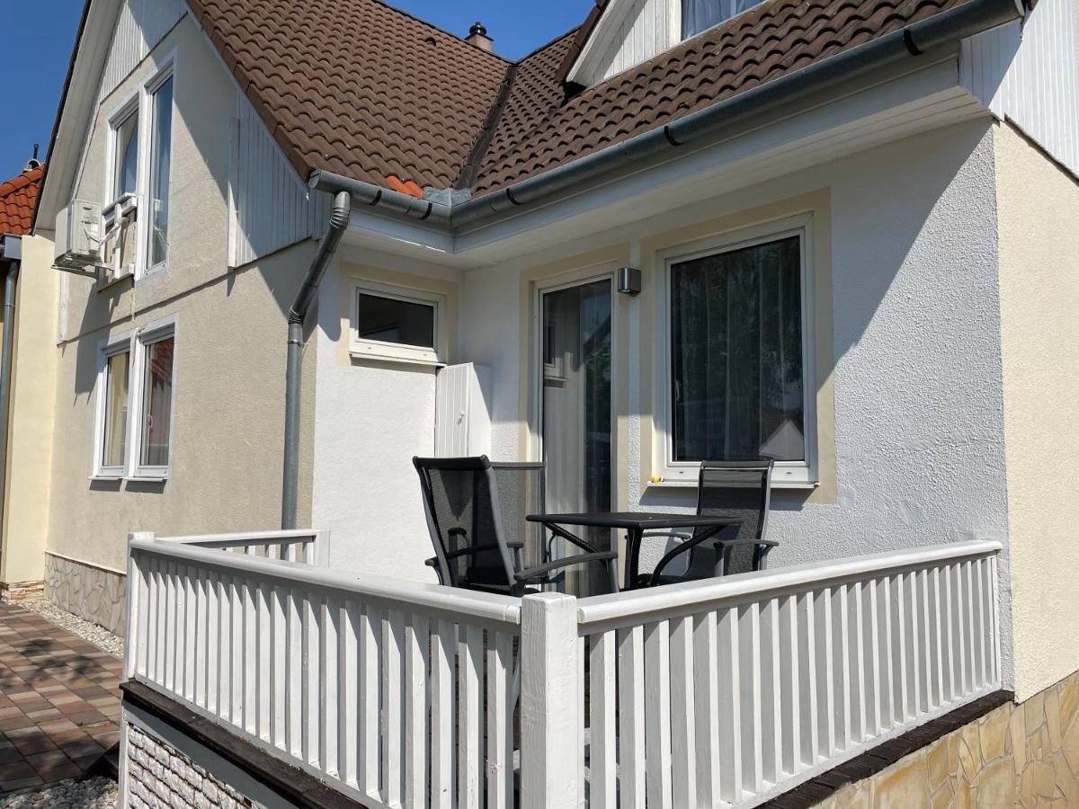 Medea Apartman Бюк Экстерьер фото